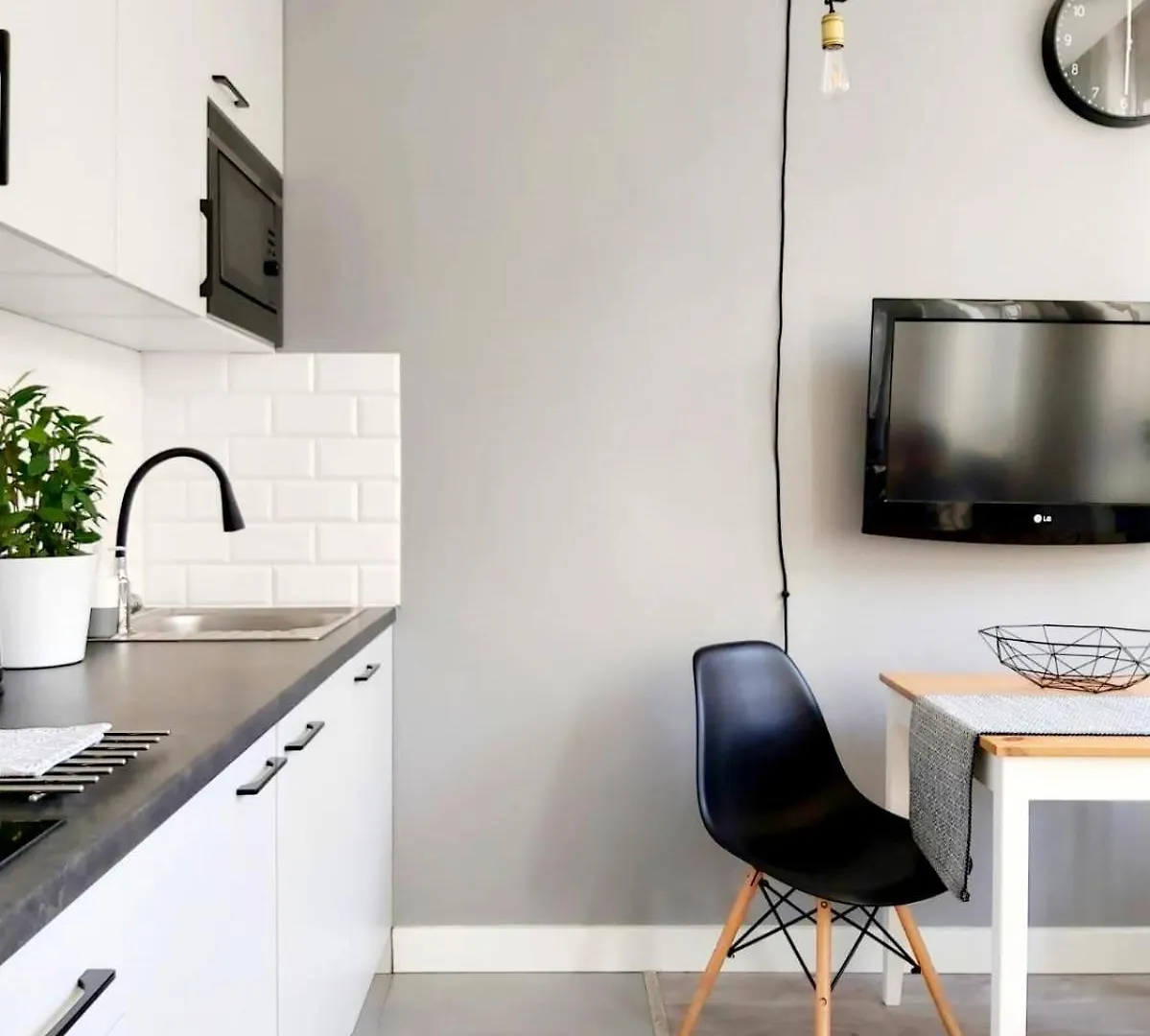 Be In Gdansk Apartments - In The Heart Of The Old Town - Sw. Ducha 53/55 0*,  Polska