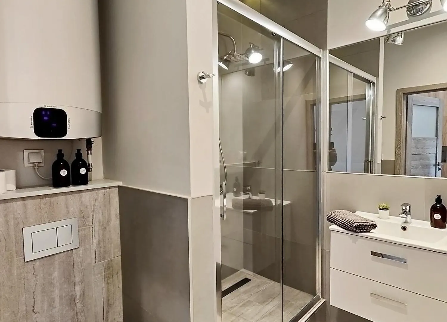 Be In Gdansk Apartments - In The Heart Of The Old Town - Sw. Ducha 53/55
